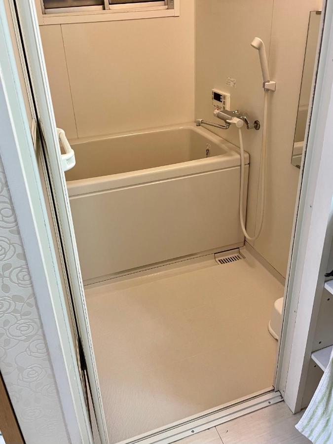 Sunhome コリアタウン近く 一軒家貸切り 今里 Ōsaka Exterior foto